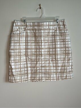Hilary Radley White Skorts with Tan Grid Plaid